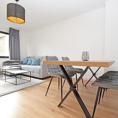 Air Apartments 1 BRE Екстериор снимка